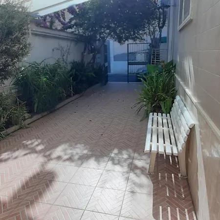 Eden House Apartament