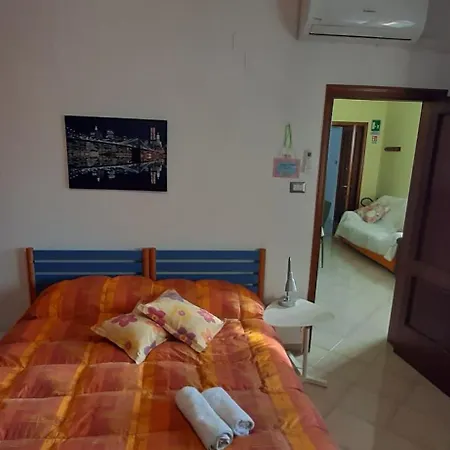 Eden House Apartament *
