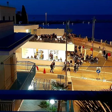 Eden House Appartement Bari
