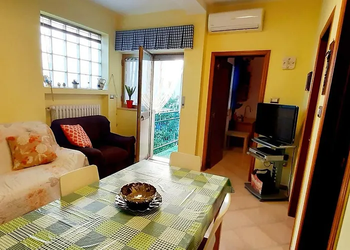 Eden House Bari