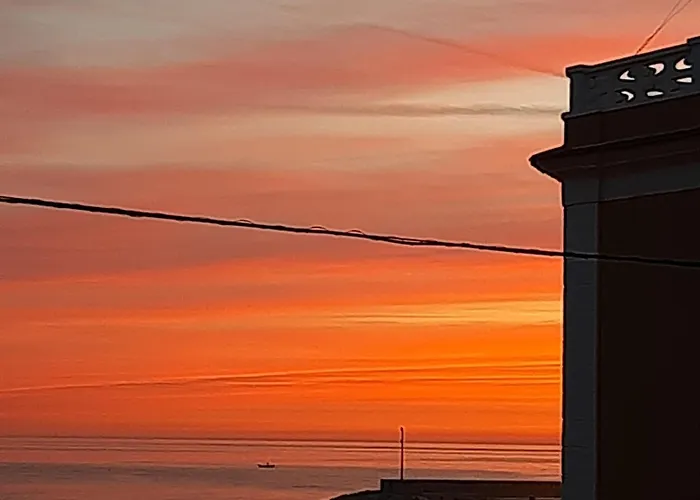 Eden House 아파트 *